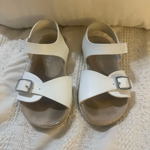 Cat & Jack Toddler Sandals Size 6 | Cute & Comfy Summer Shoes - Picture 2 of 4
